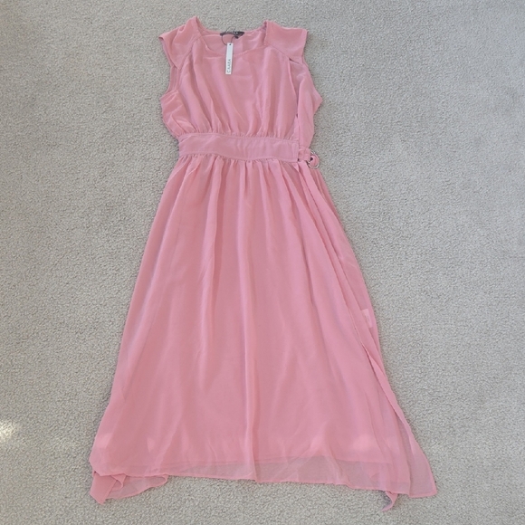 NWT Caara Clara Side Buckle Pink Handkerchief Hem Wrap Midi Dress Size Medium - Picture 2 of 10